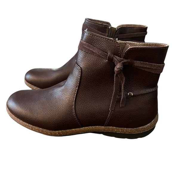 NWOT B.O.C. Addi Ankle Dark Brown Booties – Sz 9.5M - Picture 6 of 10